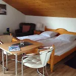 Gaestehaus Haller בית הארחה בודנמאיס